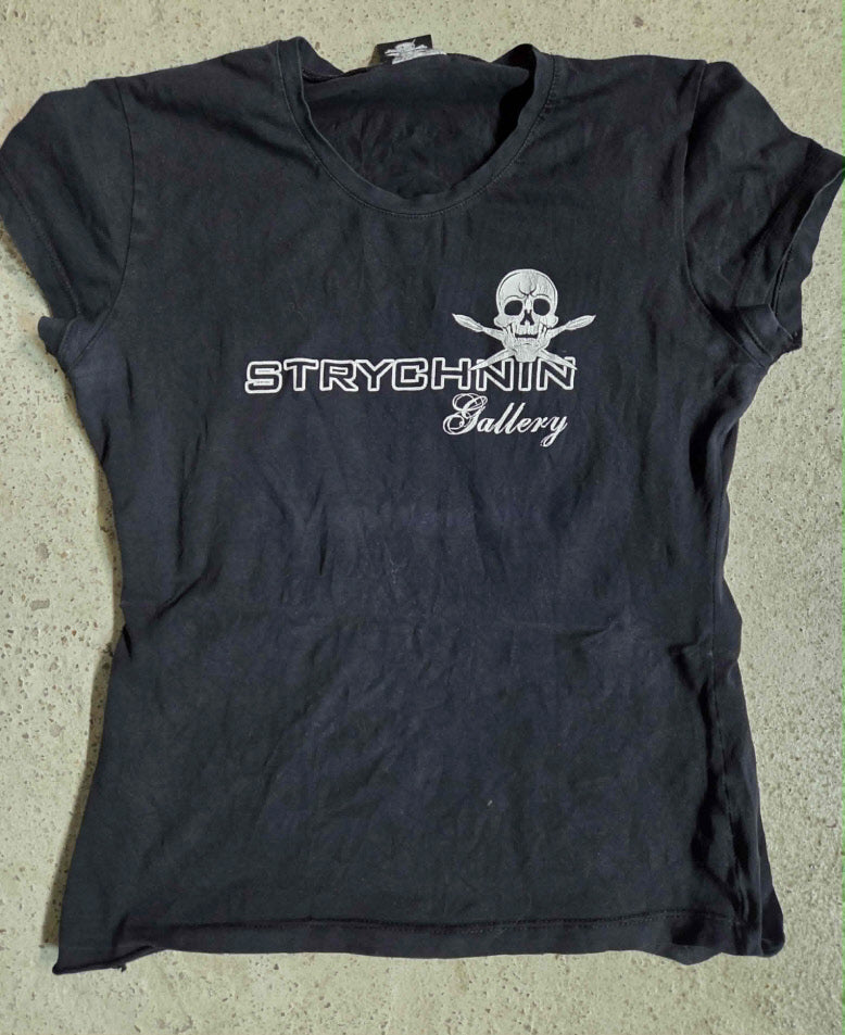 Strychnin - Girlie (L / 2nd Hand) Left Over!
