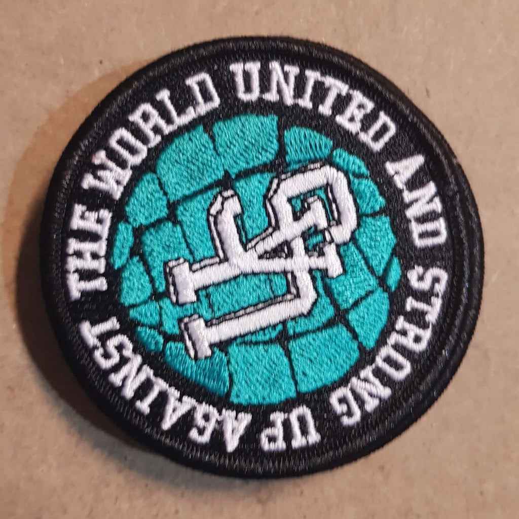United & Strong - Against the World Patch / Aufnäher