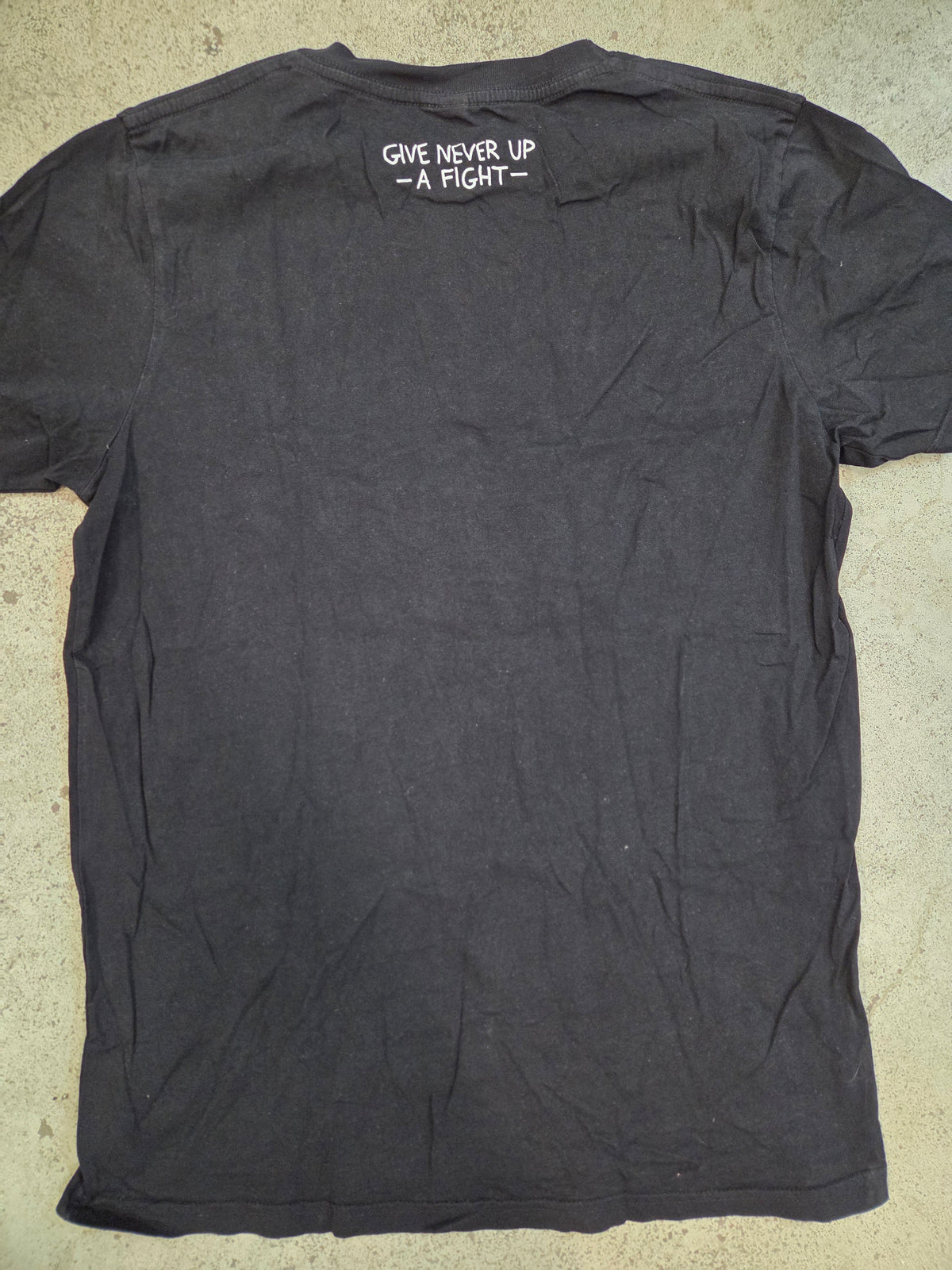 Akne Kid Joe - Never Give Up A Fight T-Shirt (M / 2nd Hand) Left Over!