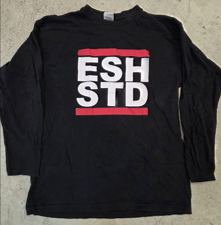 1220 Eisenhüttenstadt - Longsleeve (L / 2nd Hand) Left Over!