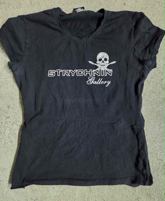 Strychnin - Girlie (L / 2nd Hand) Left Over!